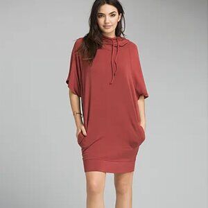 prAna Carys Dress Mulled Wine Size XS Hooded Pockets Outdoor Relaxed Fit
